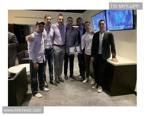 全球足球明星齐聚一堂的传奇球衣背后故事与荣耀